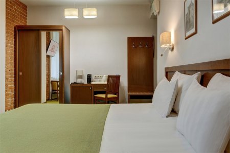 Junior one-room